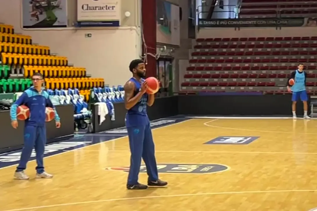 Il neo acquisto Macon ha lampi di classe ma è impreciso nei finali (foto G. Marras)