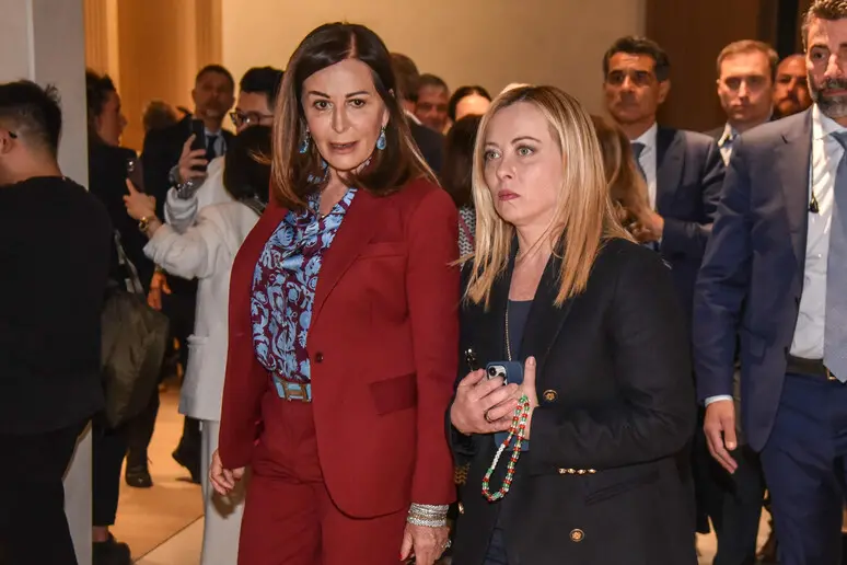 Daniela Santanchè e Giorgia Meloni (foto Ansa)