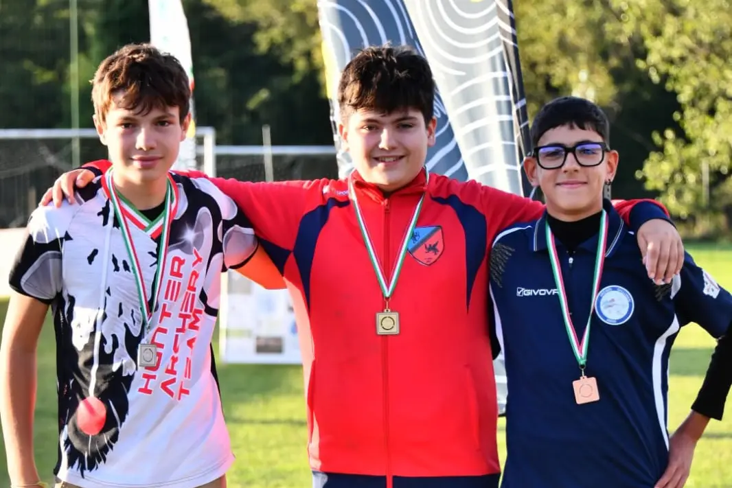 Samuele Bonelli sul podio