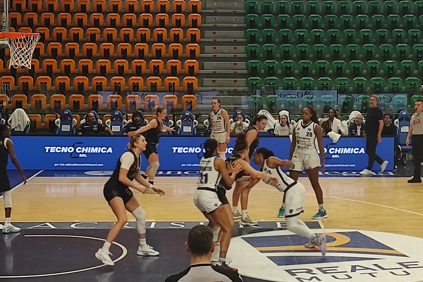Un'azione d'attacco della Dinamo Women (foto G. Marras)