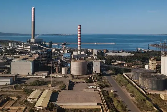la centrale Enel a carbone di Portovesme (archivio L'Unione Sarda)