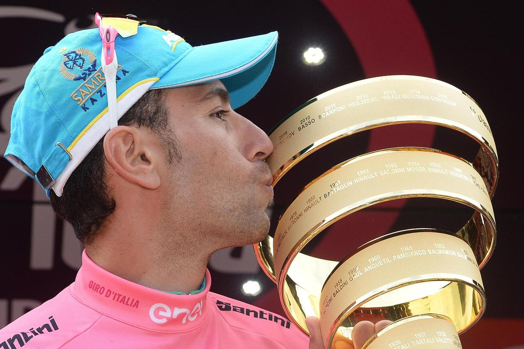 Vincenzo Nibali al Giro d'Italia 2016 (Ansa)