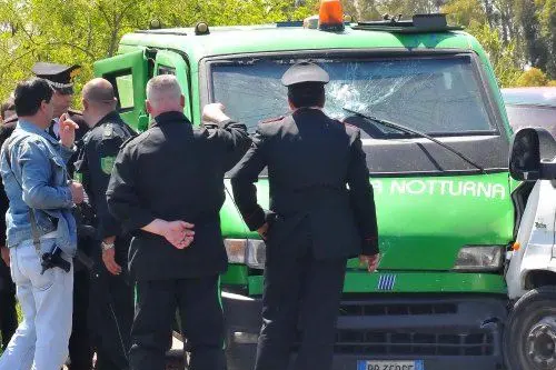 Un commando di circa 5 persone ha assalito un furgone portavalori - Foto Angelo Cucca