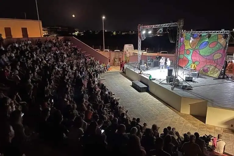 Quartucciu, il teatro Olata in piazza Sunda (foto Melis)