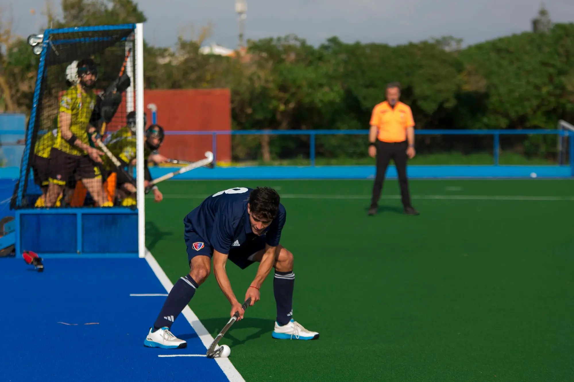 Sebastain Mucci (Ferrini) batte il corner corto che sarà trasformato da Edris (Foto Carla D'Alberto)