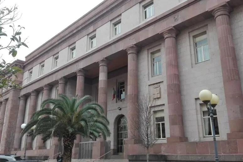 Il Tribunale di Sassari