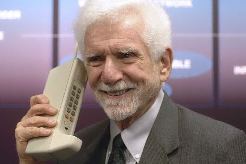 #AccaddeOggi: 3 aprile 1973, la prima chiamata con un telefono cellulare
