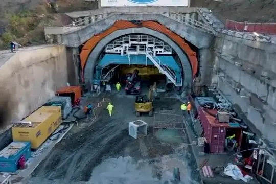 Aspi, terminato lo scavo della galleria di San Donato