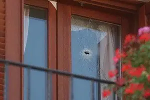Fucilate contro un'abitazione