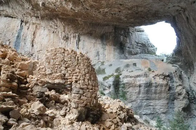 Il villaggio nuragico di Tiscali (foto L'Unione Sarda)