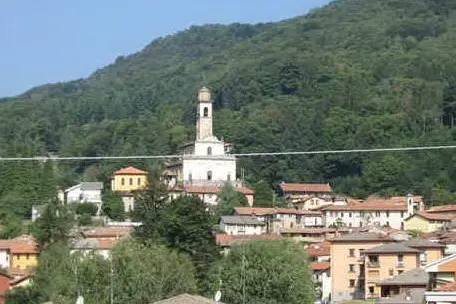 L'abitato di Marchirolo (foto dal sito del Comune)
