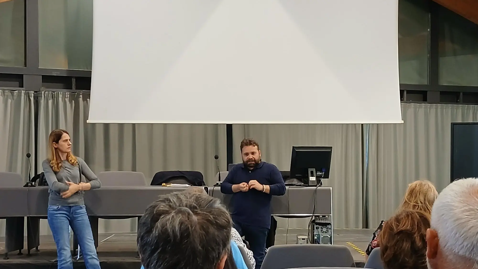 https://immagini.unionesarda.it/version/c:ZWQyOTU0YzMtYTcxYy00:MDZjNDhkNzQtNjEwYS00/image.webp?f=16:9