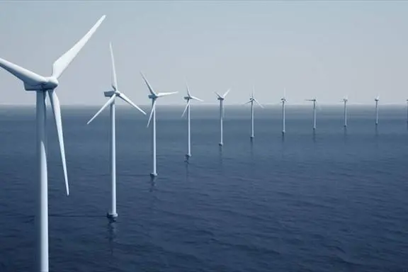 Un impianto eolico offshore (Archivio L'Unione Sarda)