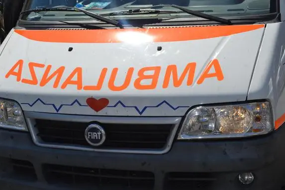 In via de Gioannis è intervenuta un'ambulanza (L'Unione Sarda)