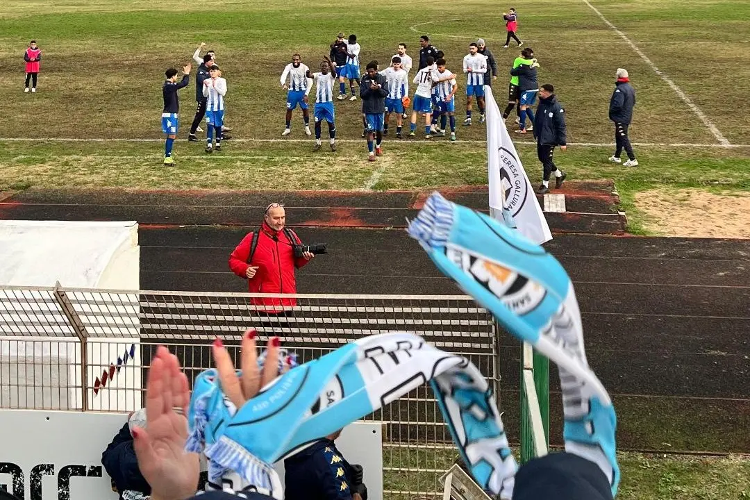 Il Santa Teresa festeggia la vittoria al Buoncammino (foto Gabriele Demuro)