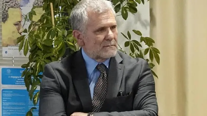 https://immagini.unionesarda.it/version/c:ZWU4NjYyZmItZjU1OC00:MzQzY2UwZjMtYjEwZi00/image.webp?f=16:9