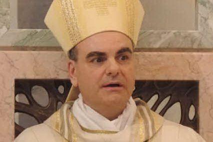 Il vescovo di Sulmona (foto da google)
