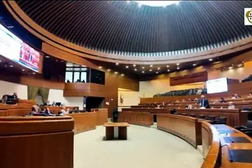 Todde in audizione su liste d'attesa: l'opposizione solleva un "caso istituzionale" sulla delibera