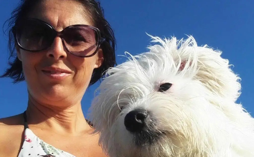 Sara Boi a Villacidro con Zoey