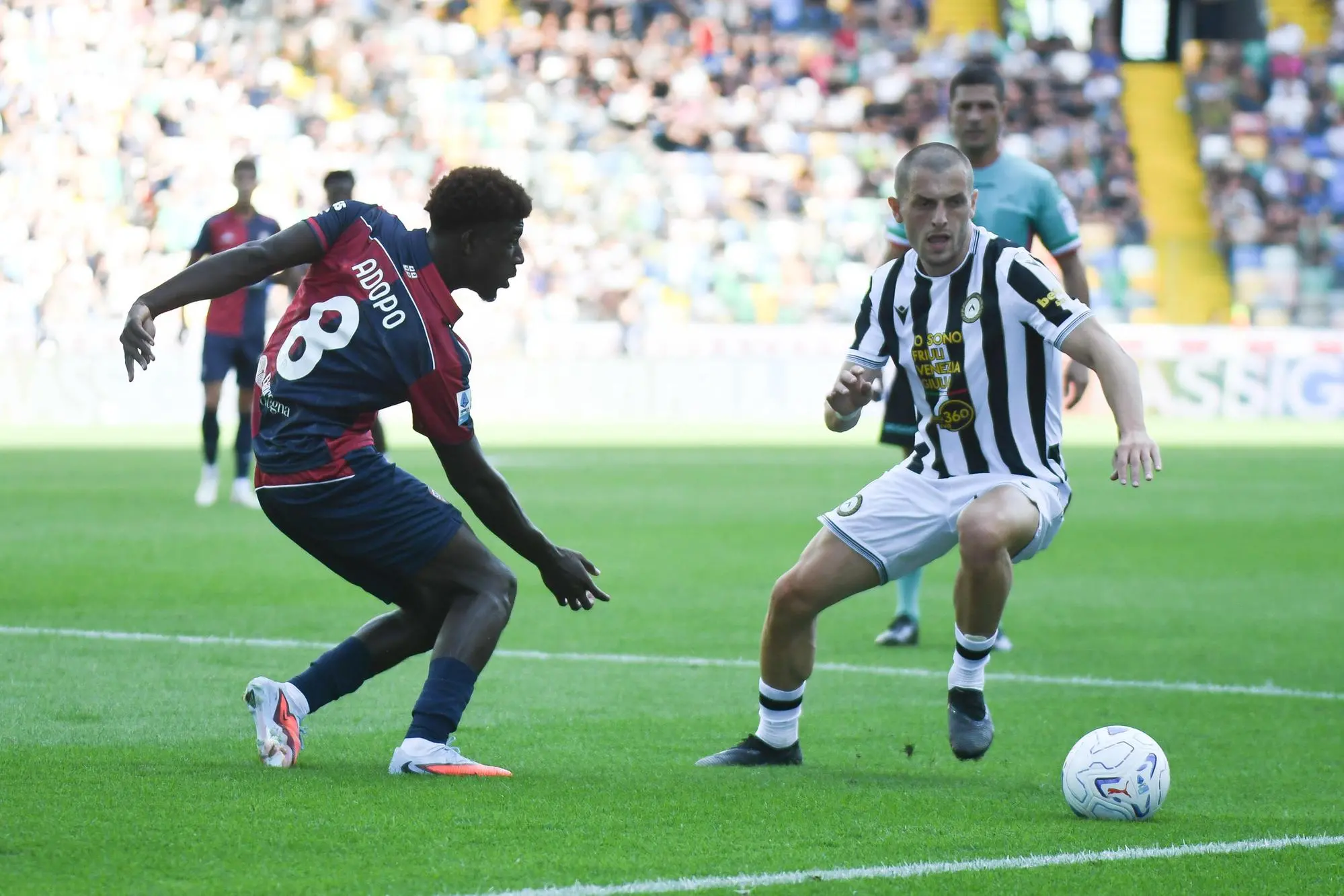 Michel Adopo in Udinese-Cagliari (foto Ansa)
