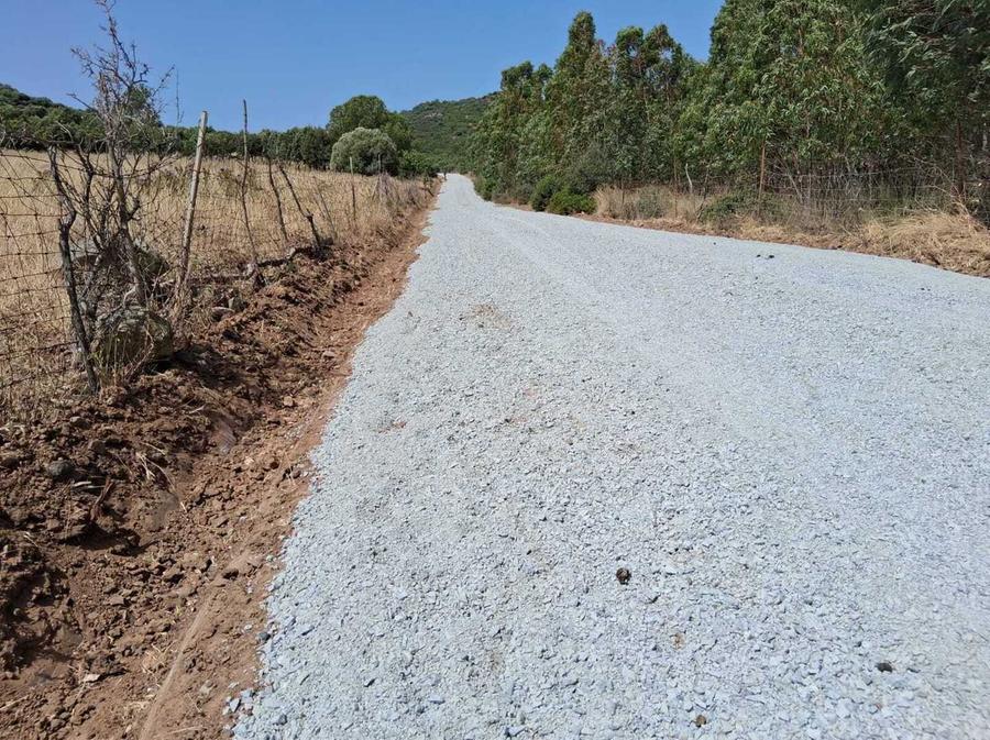 Si riparano le strade rurali grazie ai fondi della Regione