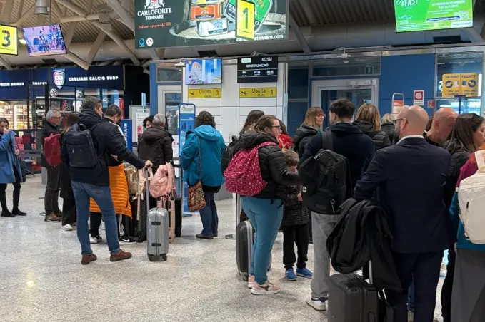 I passeggeri in attesa (A. Carta)