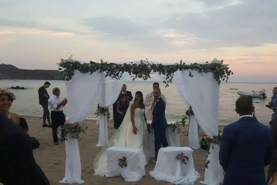 Il matrimonio in spiaggia a Masua