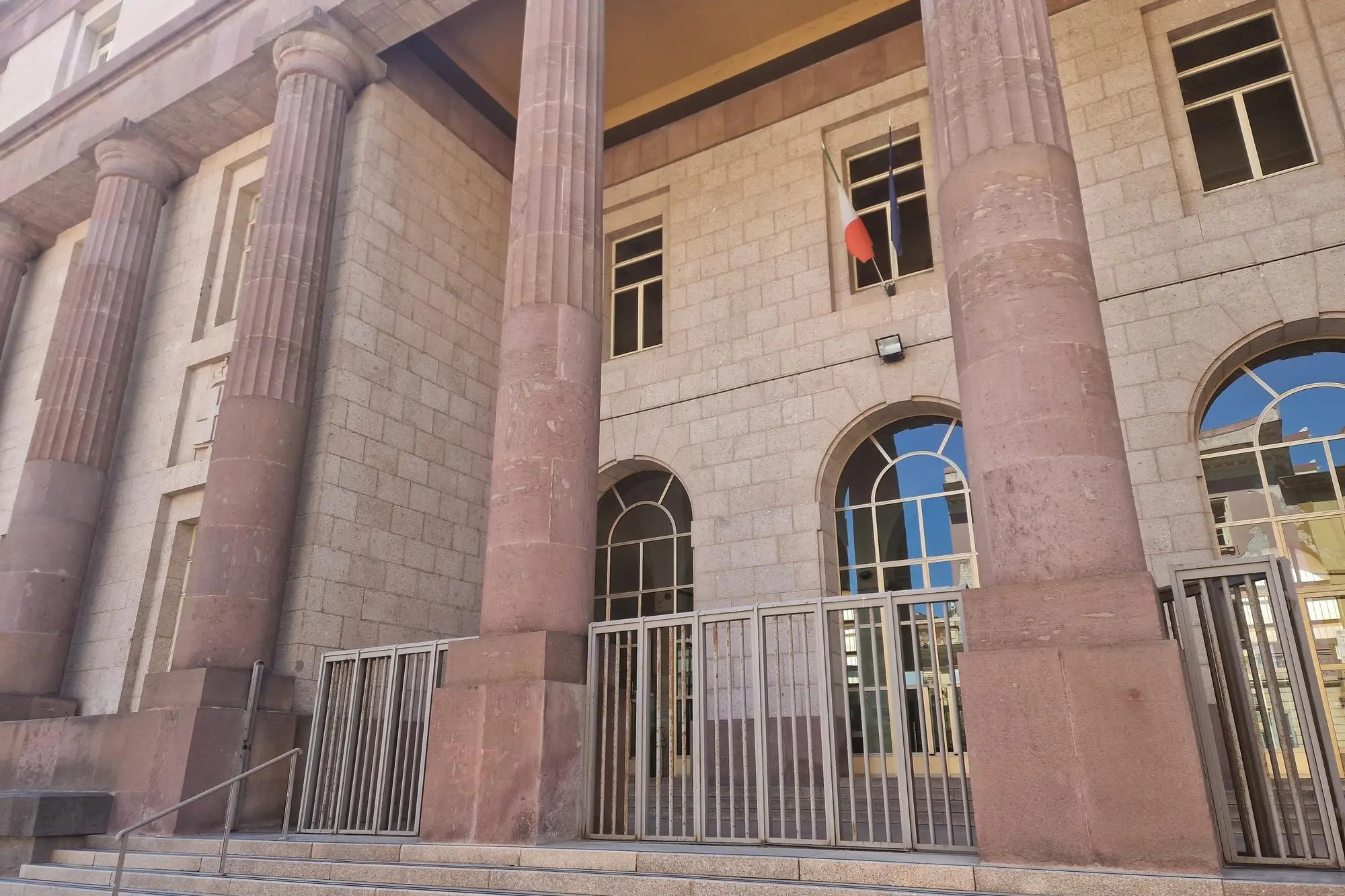 Il tribunale di Sassari (foto Floris)