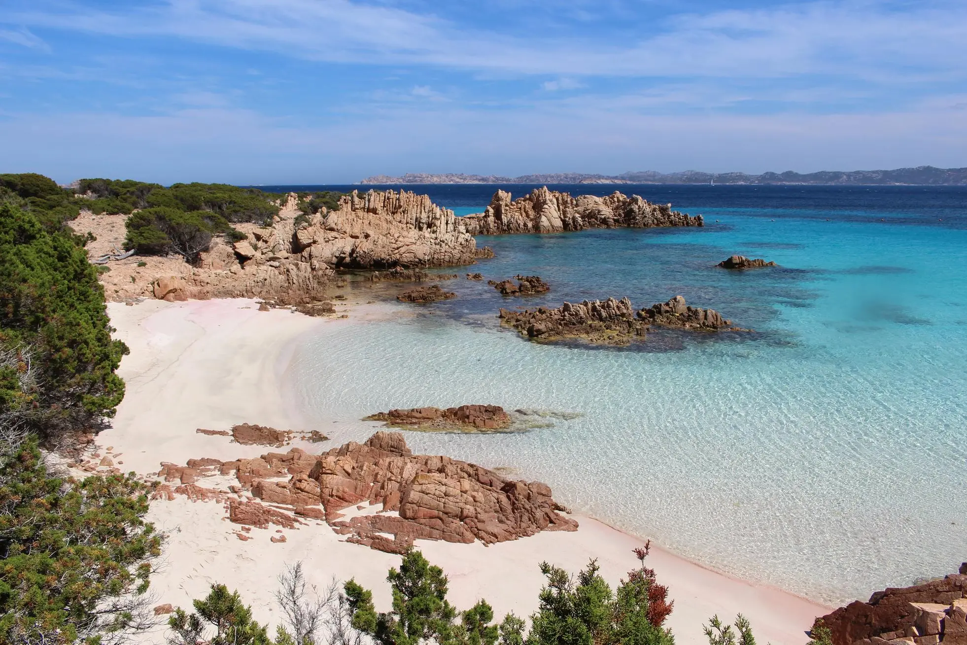 La spiaggia rosa di Budelli (Archivio L'Unione Sarda - N. Pinna)