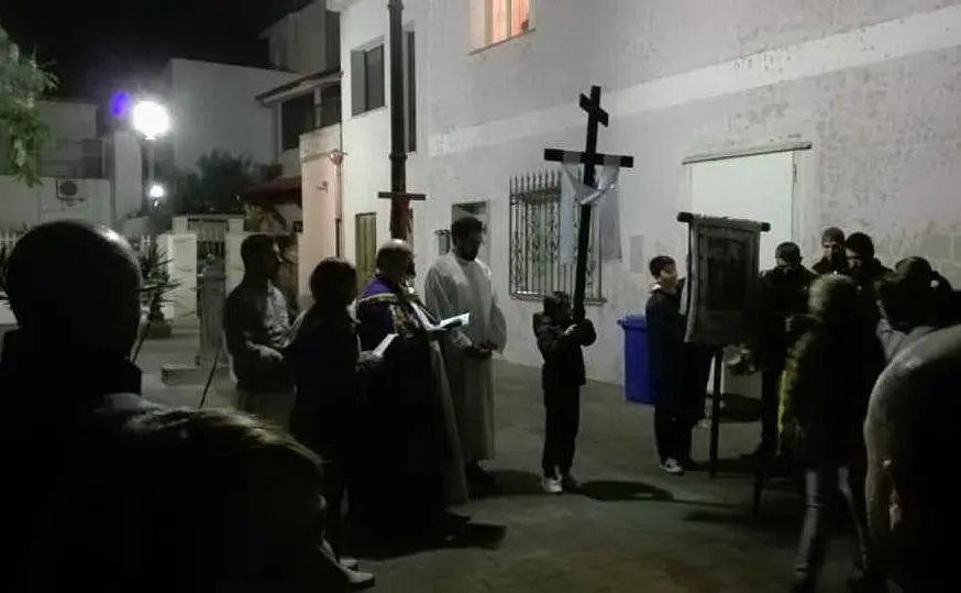 Uno scatto dalla Via Crucis del Mercoledì Santo, nella scorsa edizione (foto Simone Farris)