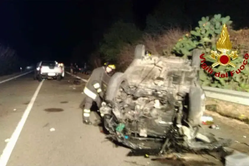 L'incidente (foto vigili del fuoco)