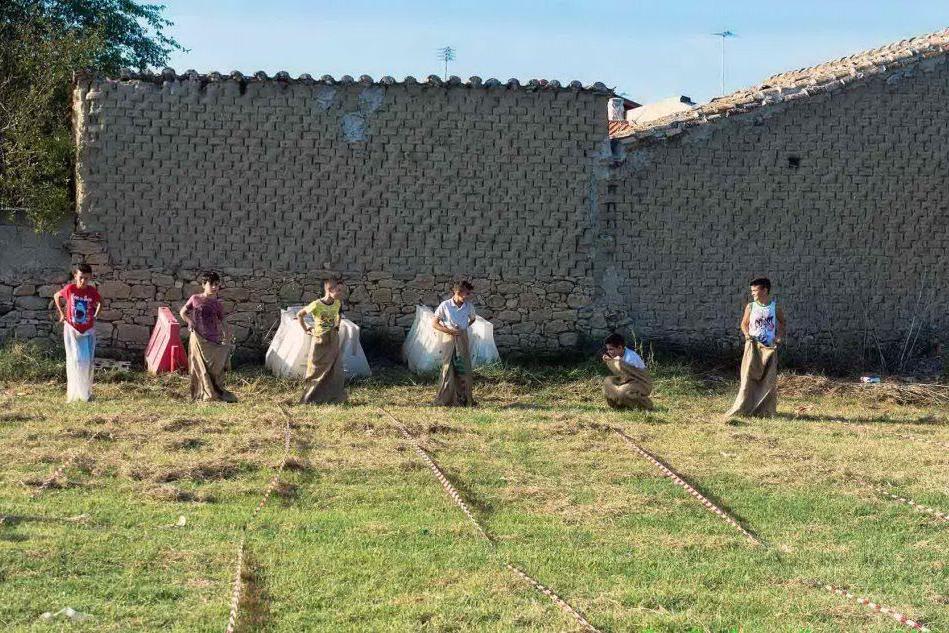 Il torneo dei giochi antichi nel rione di Franzoba a Villamar (foto Antonio Pintori)