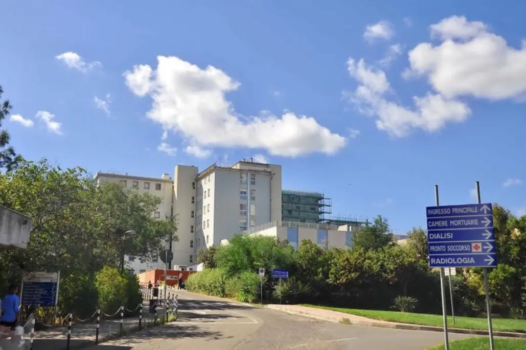 L’ingresso dell’ospedale San Martino