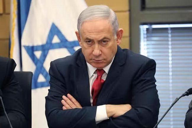&quot;Grave corruzione di regime&quot;: Netanyahu alla sbarra