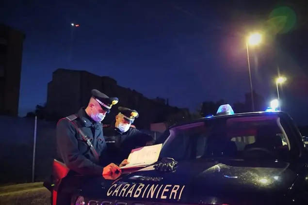 (foto carabinieri)
