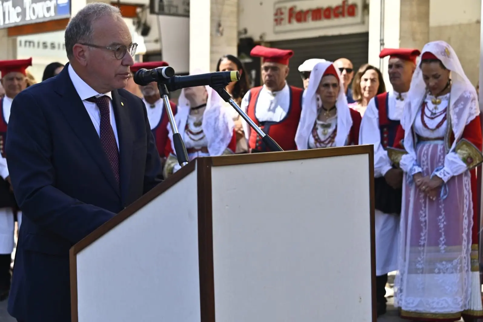La cerimonia delle onorificenze a Oristano (foto Sara Pinna)