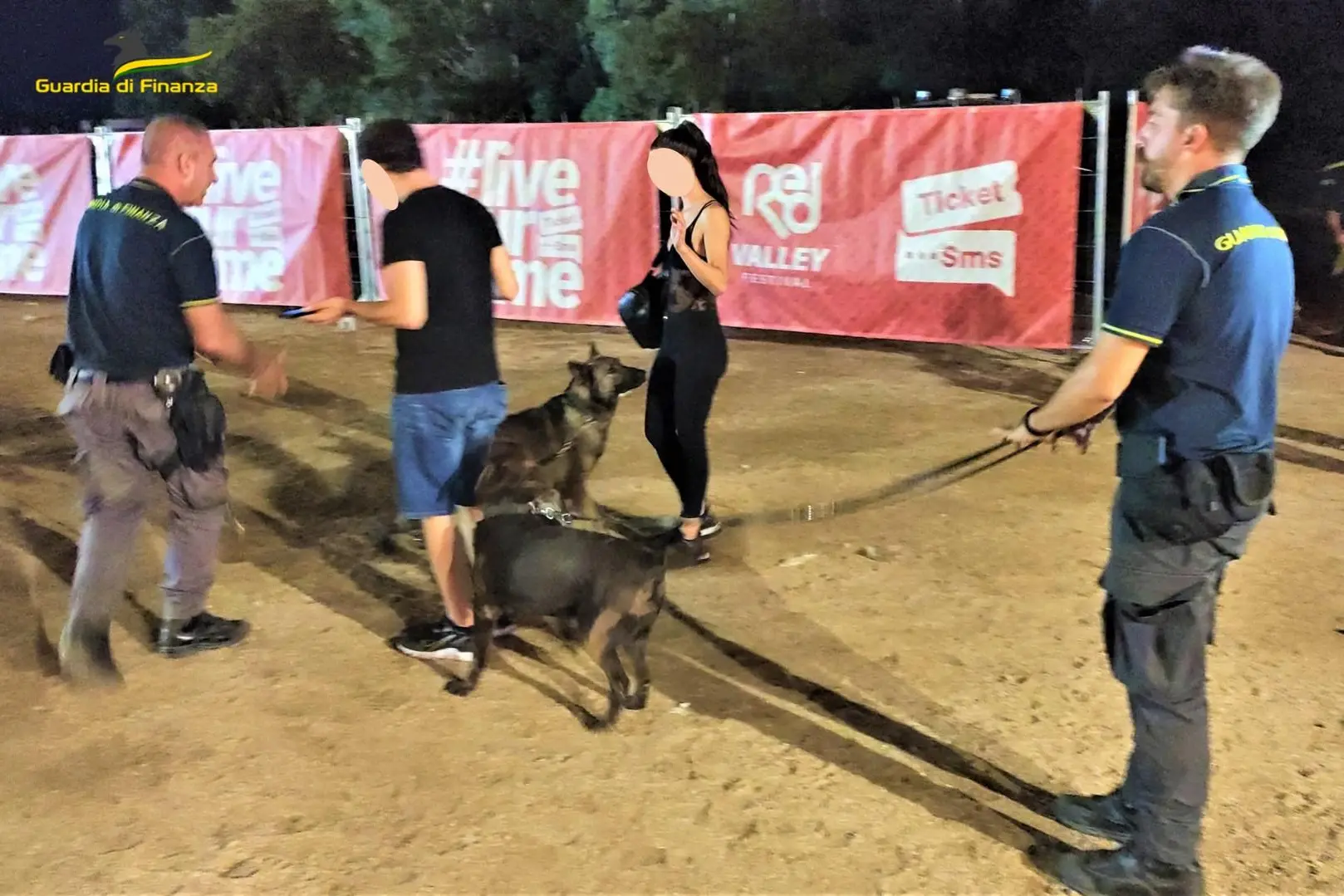 Hashish, cocaina, ecstasy e marijuana al Red Valley Festival: 105 persone segnalate (foto Guardia di Finanza)