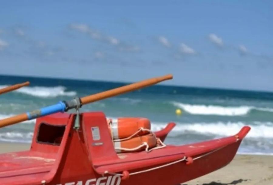 Oristano, salvamento a mare: 72mila euro per l’estate 2026