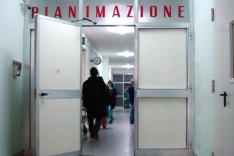 Il reparto di Rianimazione dell'ospedale di Sassari (foto L'Unione Sarda)