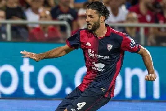 L'autore del primo gol del Cagliari, Alberto Dossena (Valerio Spano)