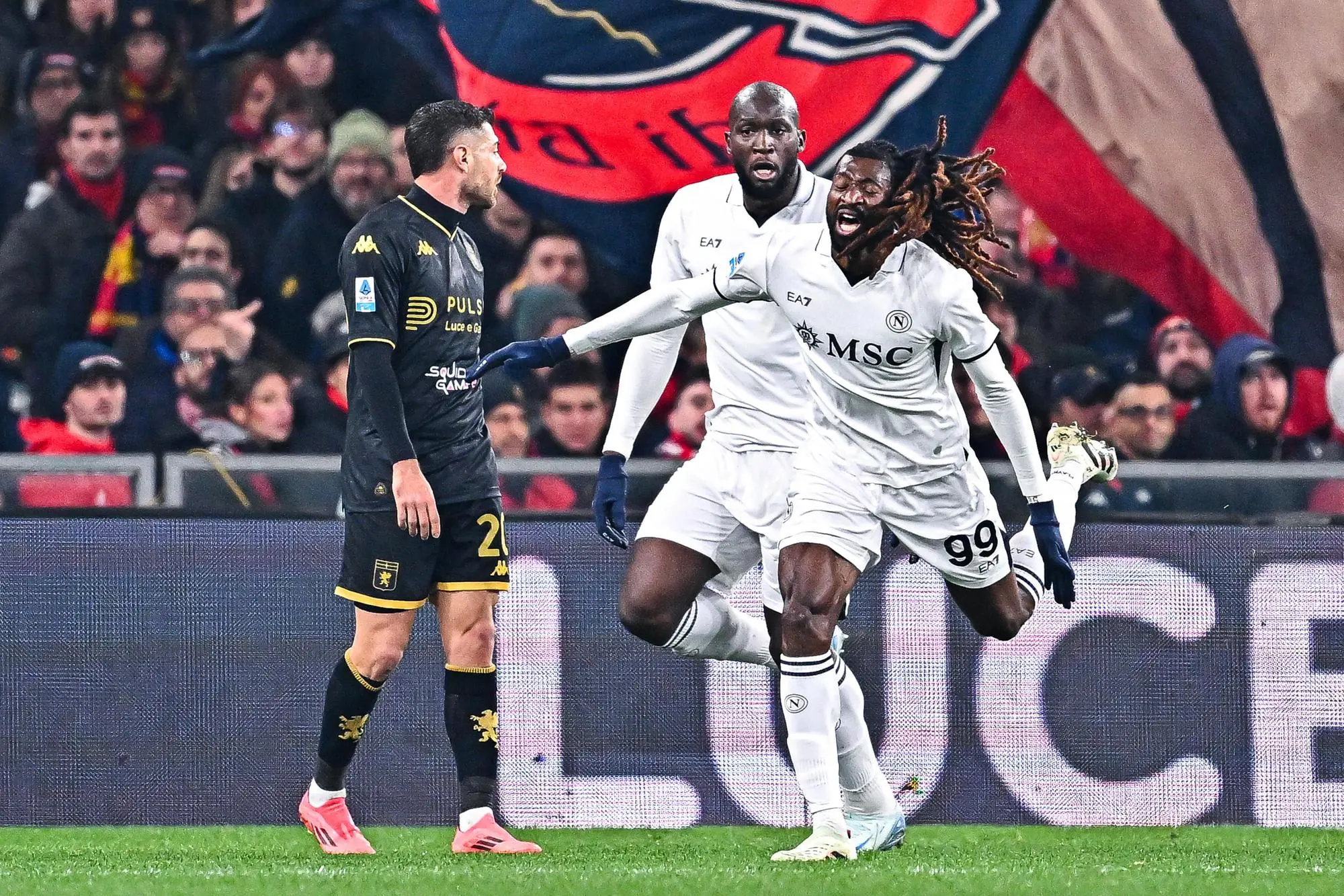 Napoli’s Cameroonian midfielder Frank Anguissa (right) celebrates with his team-mate Belgian forward Romelu Lukaku after scoring a goal during the Italian Serie A soccer match Genoa Cfc vs Ssc Napoli at Luigi Ferraris stadium in Genoa, Italy, 21 December 2024. ANSA/STRINGER