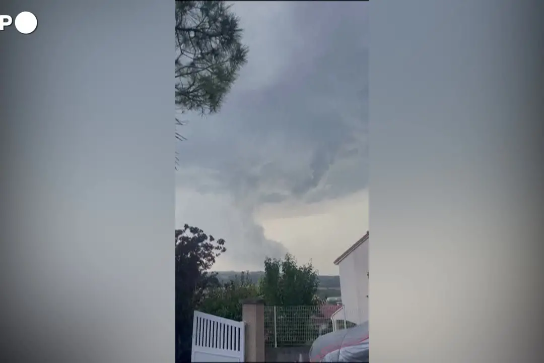 Mini-tornado a nord di Saint-Etienne