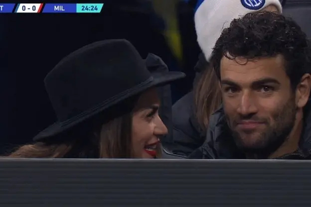 Melissa Satta e Matteo Berrettini ripresi dalle telecamere di Dazn