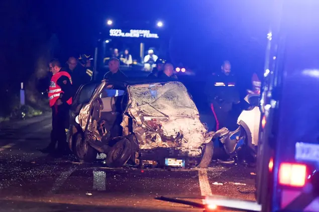 L'incidente mortale sulla Sassari-Alghero (Foto Calvi - L'Unione Sarda)
