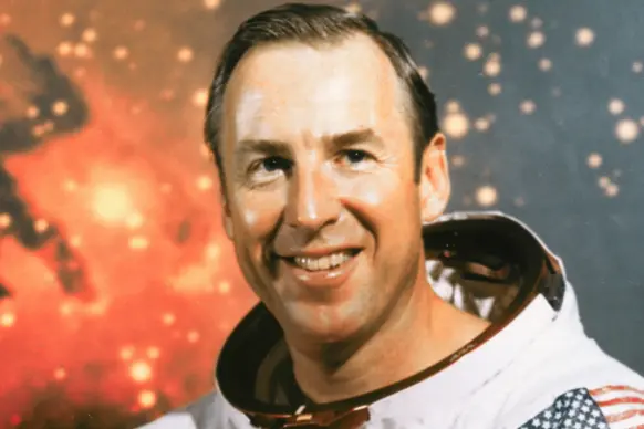 Jim Lovell