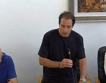 «Zitto e a cuccia»: Porto Torres, lo scontro in consiglio comunale fa il giro del web
