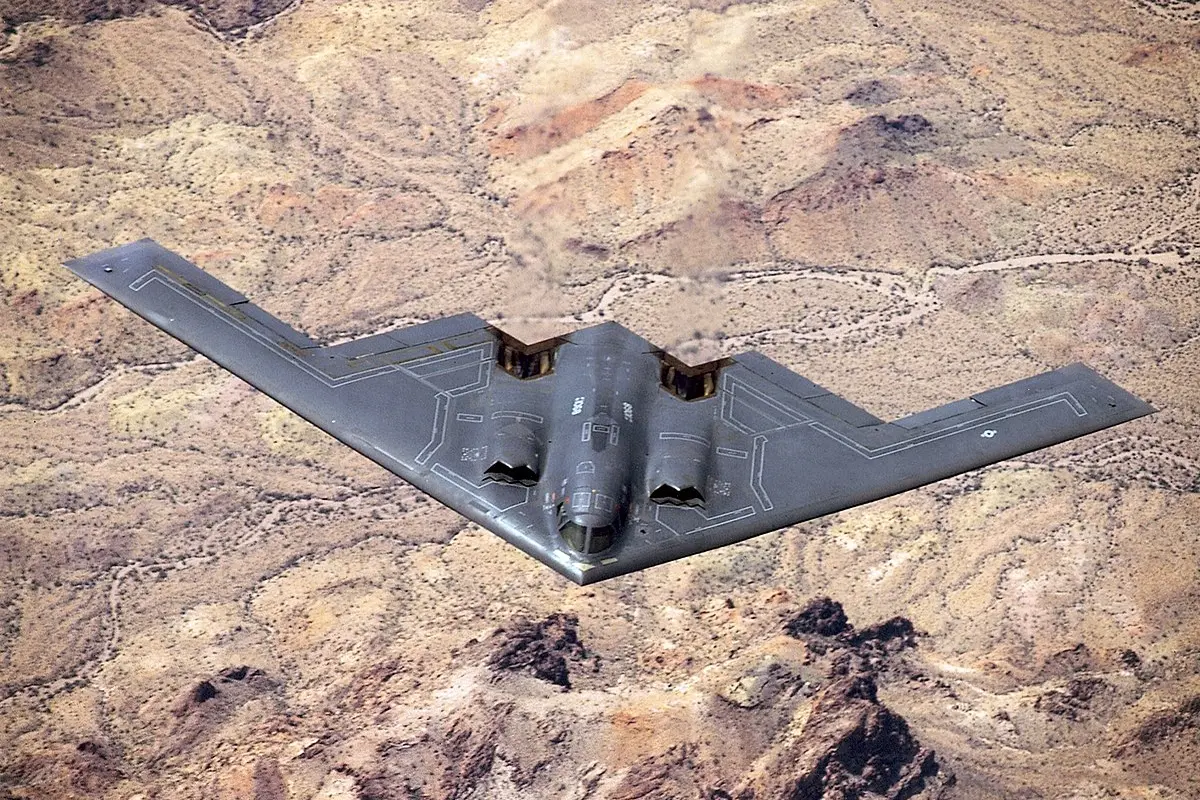Il bombardiere americano B2