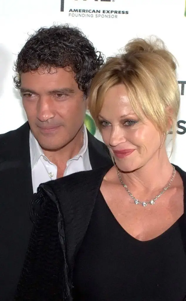 Insieme all'ex moglie Melanie Griffith (foto Wikipedia)