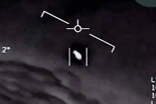 Un oggetto non identificato nei radar dell'aviazione militare Usa (Ansa)