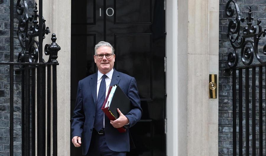 «Mentì al Parlamento»: Starmer all’angolo